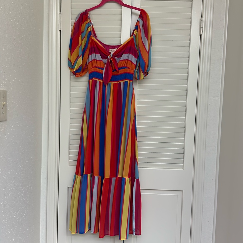 Never worn, multicolor dress size small